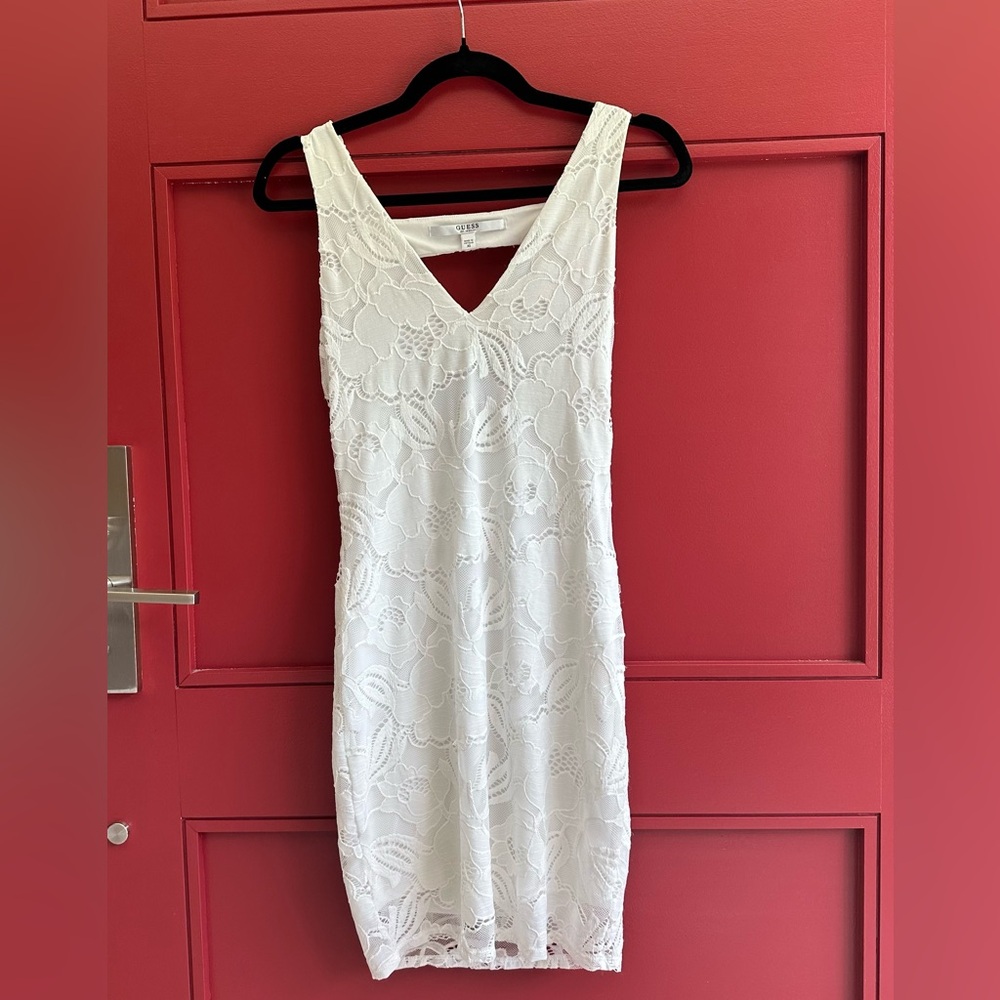 🤍 reduced! Guess eyelet summer dress